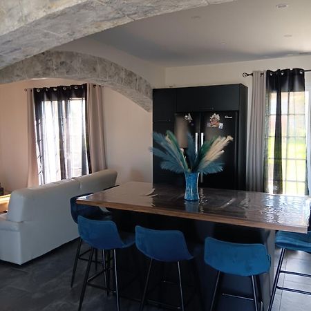 Saint-Victor-des-Oules La Villa Des Jonquilles מראה חיצוני תמונה